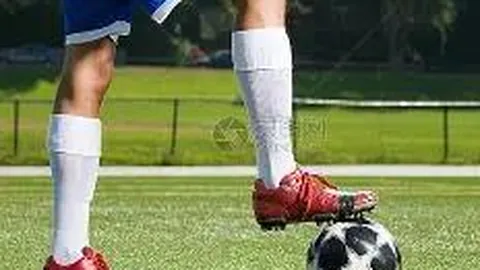 NBA杯战火即将燃起！火箭官方公布掘金对决预热海报，聚焦小贾焦点战